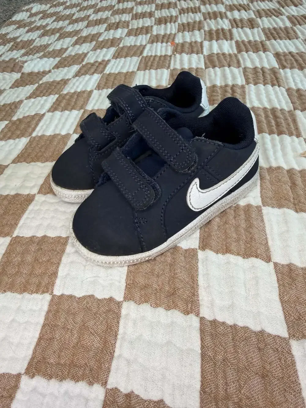 Nike Court Royale Size 5C Obsidian White Toddler Shoes